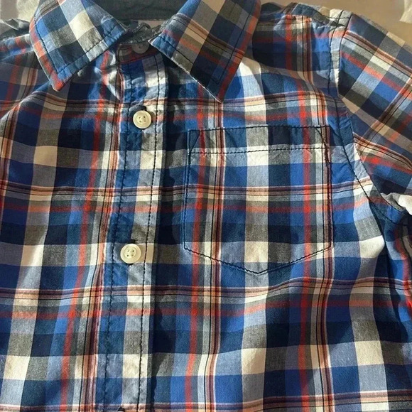 Gymboree - long sleeve button down shirt. Size 3T - Picture 3 of 5